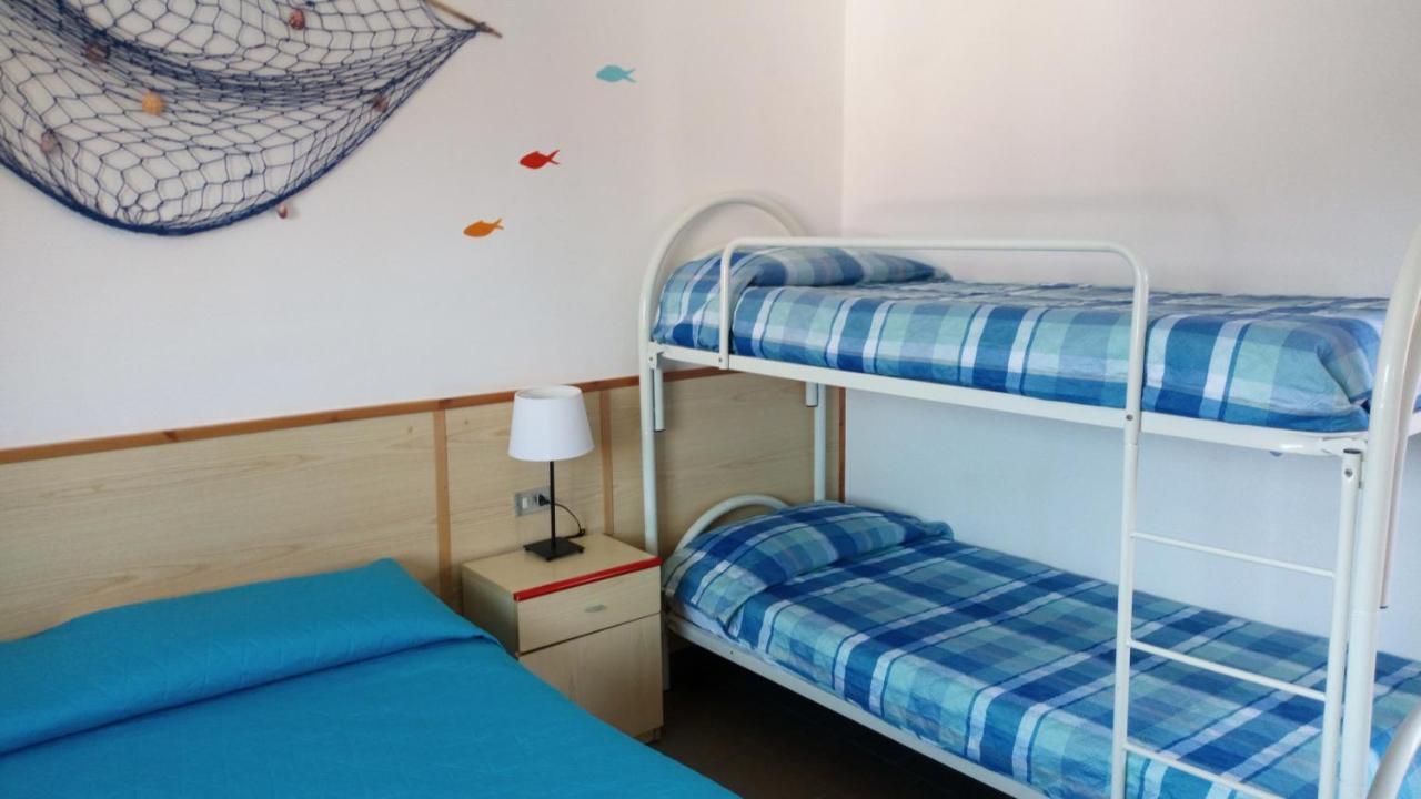 Hotel Lupo Di Mare Марина-ди- Кастаньето Экстерьер фото
