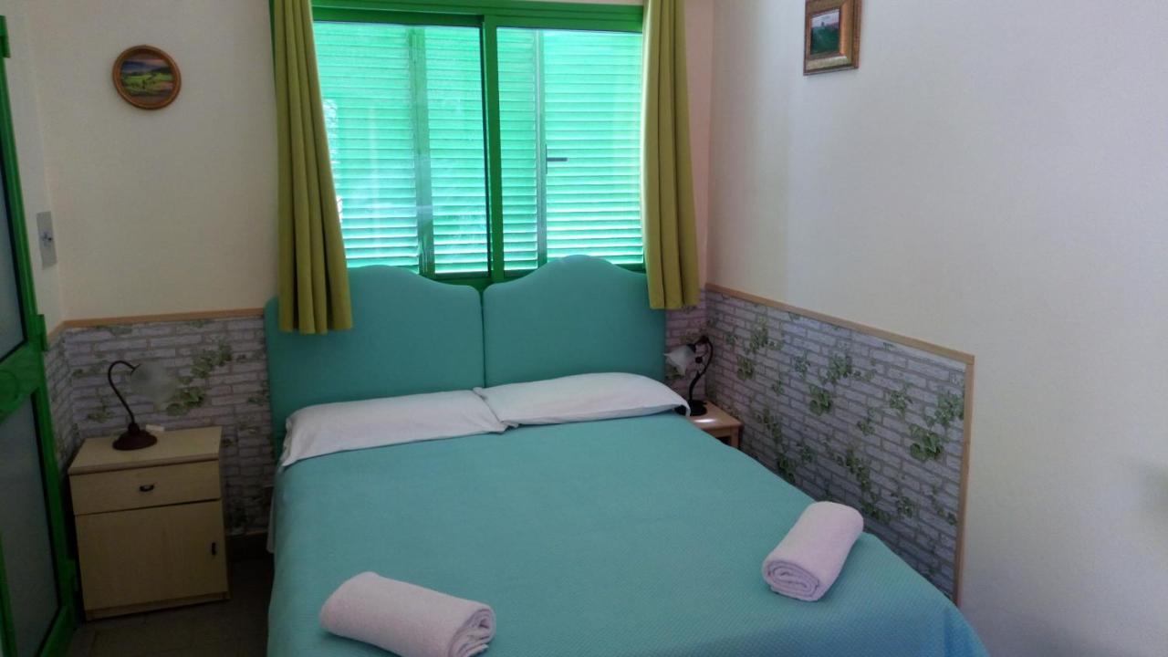 Hotel Lupo Di Mare Марина-ди- Кастаньето Экстерьер фото